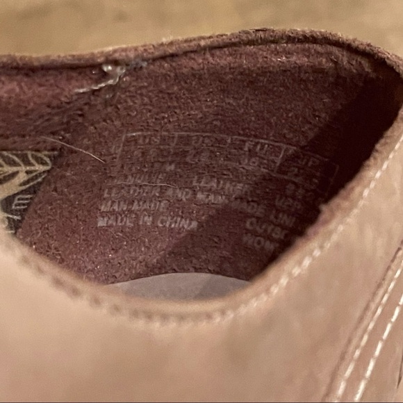 Nearly new Timberland Earthkeepers Leather Ankle Boots - Picture 7 of 10